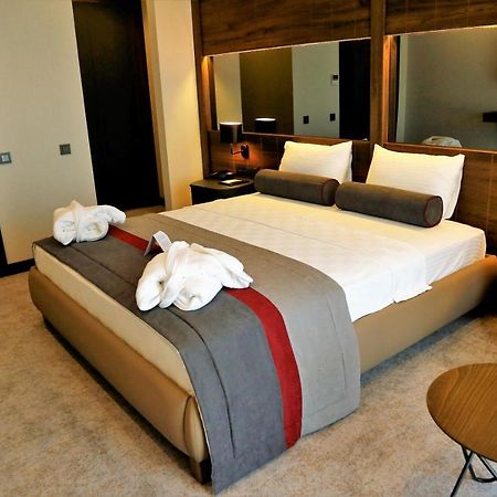 Noax Hotel مرسين المظهر الخارجي الصورة