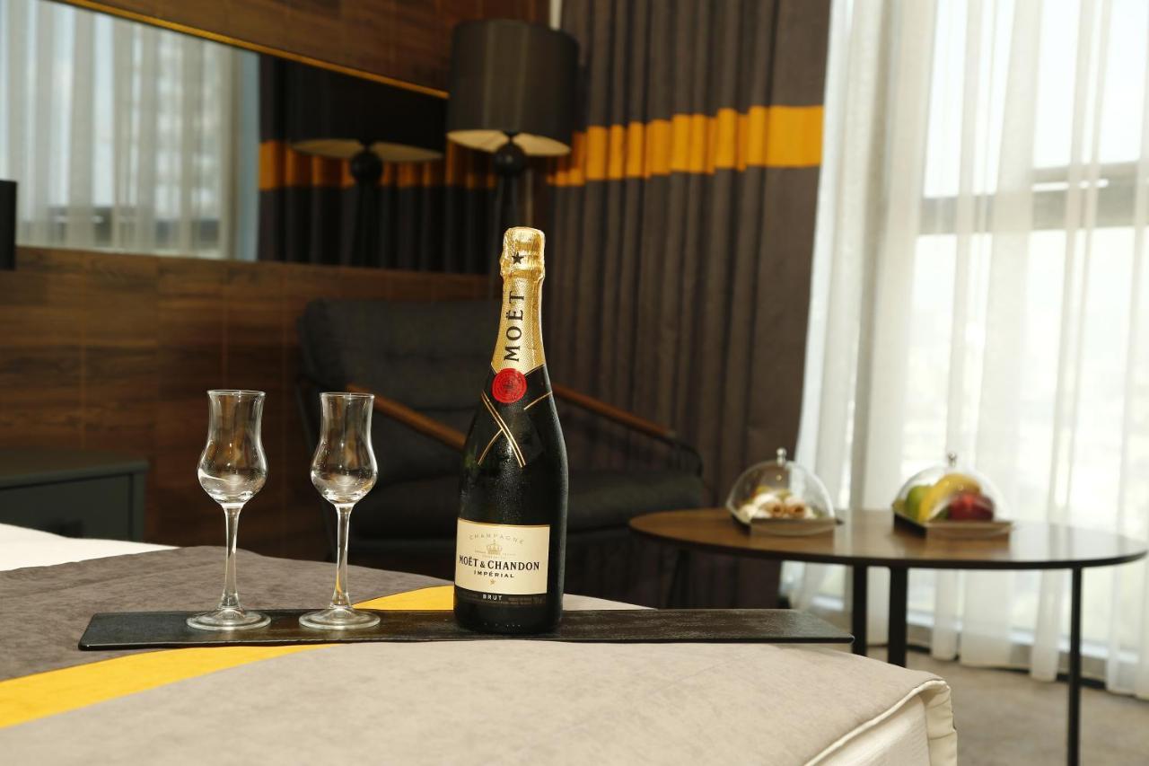 Noax Hotel مرسين المظهر الخارجي الصورة
