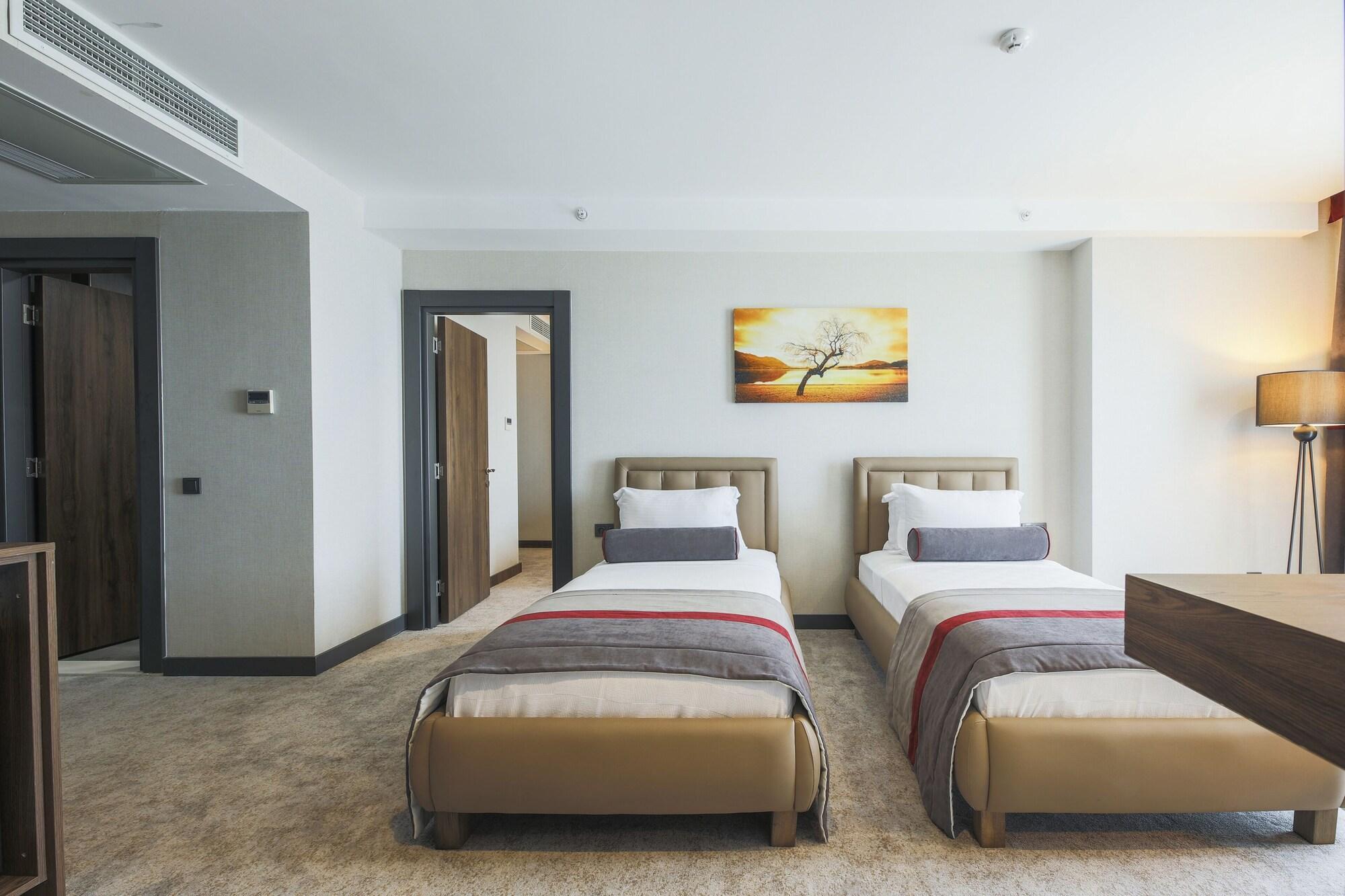 Noax Hotel مرسين المظهر الخارجي الصورة
